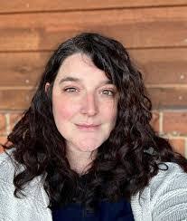 Sarah Jarman's Instagram, Twitter & Facebook