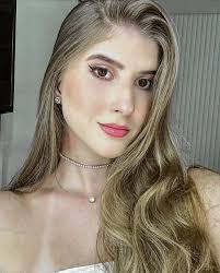 Karla Krause's Instagram, Twitter & Facebook