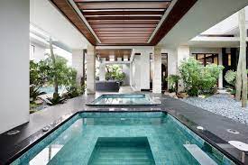 Memiliki interior rumah mewah dan elegan, memang masih menjadi dambaan banyak orang. 8 Desain Rumah Mewah Dengan Interior Garden Yang Mempesona Arsitag