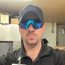 Drew Bearden's Instagram, Twitter & Facebook