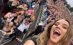 Jason Aldean Performance at YQM Country Fest 2025