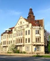 Doch erst jahre später gelingt es kommissar. ãƒ„ 10 Beliebte Pflegeheime In Itzehoe 2021