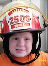 Lindsey Ellinger's Instagram, Twitter & Facebook