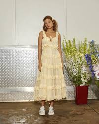 Innika Choo On Instagram Ivabiigdres In Panna Our Lightest Dreamiest Scallop Frill Yet In 2020 Celebrity Maternity Style Frill Dress Outfits