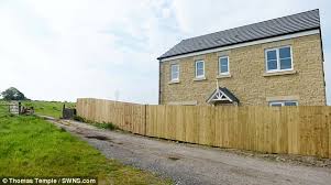 As a young italian immigrant in the early 1900's mr. Blackburn Couple Return From Honeymoon To Find Fence Outside Home Daily Mail Online