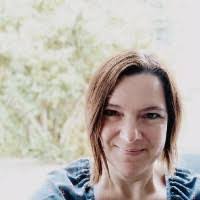 Alice Bode's Instagram, Twitter & Facebook