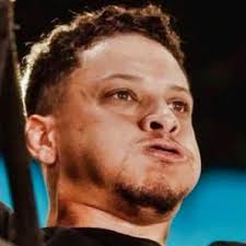 Patrick Mahomes Looks Unrecognizable While Showing Off His New Jacked-Up  Body Transformation.. Full story here 👇  https://ventzy24.com/patrick-mahomes-looks-unrecognizable-while-showing-off-his-new-jacked-up-body-transformation/
