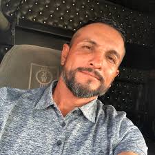 Willy Herrera a guapo tan enamorado😂😂😂