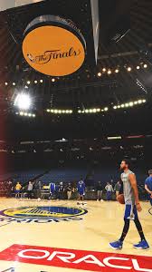 Stephen curry of the golden state warriors dribbles the ball up court against the toronto raptors on march 5, 2020 at chase center in san francisco Golden State Warriors Wallpaper Wednesday Album On Imgur