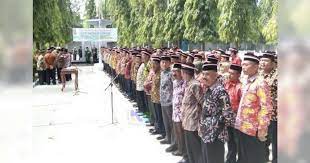 Selain itu, se mendikbud nomor 1 tahun 2021 juga mengatur tentang pelaksanaan penerimaan peserta didik baru (ppdb). Inilah Nama Nama Pejabat Eselon Ii Dan Iii Yang Dilantik Bupati Bojonegoro Hari Ini Beritabojonegoro Com