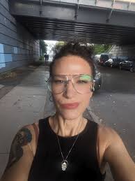 Midwest Jewish woman seeking a healthy relationship