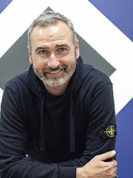 LIEBEN. LEIDEN. LEBEN.