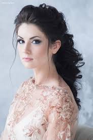 If you have thick hair then you can easily make this style and glam your look. 22 Bride S Favorite Wedding Hair Styles For Long Hair Deer Pearl Flowers