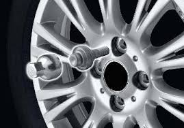 With tx and rx it is possible to get in the serial console of the head unit. Peugeot 3008 Locking Wheel Nuts