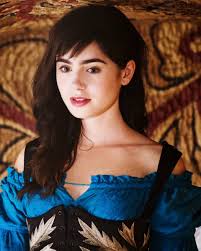 Mirror mirror available at:▶ appel music & itunes. Debra Cox Passaris On Twitter Lily Collins In The Movie Mirror Mirror Portraying The Princess Named Snow White Whose Hair Was Supposedly Black As Ebony Skin Was White As Snow And Lips