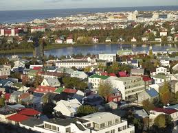 Reykjavík is the capital and largest city of iceland. Reykjavik Islandia