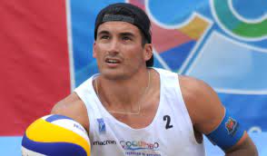 La pareja medallista de oro en los juegos panamericanos de lima 2019, consiguió su boleto a los juegos olímpicos de tokio, que se disputaran este año, luego de asegurar su permanencia entre las 18 mejores duplas del ranking olímpico de la federación. Esteban Grimalt Este Tiempo Nos Permitira Con Marco Llegar En Nuestro Mejor Nivel Atletico Fevochi