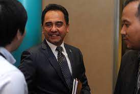 Wan zulkiflee attended the malay college kuala kangsar and graduated in 1977. Wan Zulkiflee The First Non American To Join Exxonmobil S Board