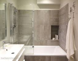 Aménagez votre salle de bain avec une baignoire balnéo performante, une baignoire îlot design ou encore des meubles de salle de bain modernes et pratiques. Salle De Douche 3m2 Avec Emejing Amenagement Petite Salle Avec Amenagement Petite Salle De Bain 4m2 Agencecormierdelauniere Com Agencecormierdelauniere Com