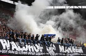 The club today has a membership of over 2,400. Sv Waldhof Mannheim Gegen 1 Fc Kaiserslautern Verfeindete Fangruppen Konnten Vor Derby Aufeinandertreffen Fussball Stuttgarter Nachrichten