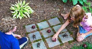 An amazing game through which kids can learn new w. Upcycling Gegen Langeweile 3 Diy Ideen Fur Kinder Im Garten Https Lunamag De