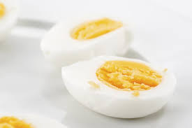 When i do my boiled eggs in water in microwave, i add salt as usual, but also white vinegar, the shells are. 5 Easy Ways How To Cook Eggs In The Microwave Kitchensanity