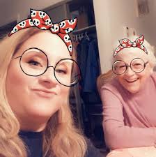 Recipe for whipped cream icing for cheesecake decorating?