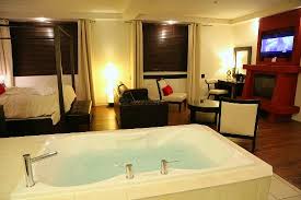 This freestanding bath has a whirlpool feature and air bubble jets. Sterling Inn Picture Of Sterling Inn Spa Niagara Falls Tripadvisor