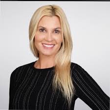 April Pizzo's Instagram, Twitter & Facebook