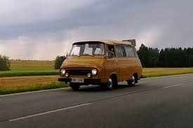 Die entwicklung begann 1956, die serienfertigung konnte jedoch erst 1968 aufgenommen werden. File Skoda 1203 Camp Studenec Wp20170826151009 Jpg Wikipedia