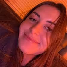 katie meeks (@katiemxs)