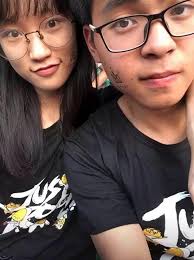 从经管转到电子，年年专业第一，还收获了甜蜜爱情……