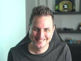 Chris Evers's Instagram, Twitter & Facebook