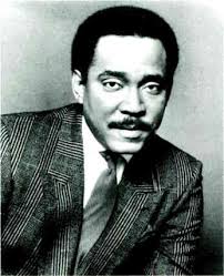 SI\G1\"BOUTA REVOLUTIO\