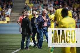 2000eme match dans l elite du football francais. Bernard Blanchet (78 ans),  Gilbert Le Chenadec