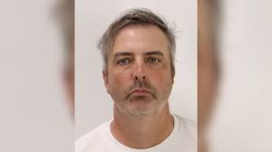 Calvin Davis, Olympic medalist in 400 hurdles, dies at 51