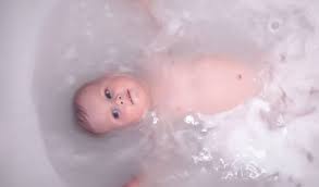 If you prefer your showers on the hotter side, be sure to limit the time your. How To Bathe A Baby Step By Step The Ultimate Guide Parenthood4ever Parenthood4ever
