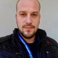 100+ perfiles de «Serris»