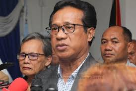 Nívio Magalhães Fó Omenajen Ba Jornalista Estranjeiru Nain Lima