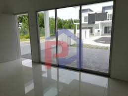 Ft 3bedroom + 3 bathroom only rm550k for now. Casa Green Cybersouth Double Storey Terrace Panglima Hartanah