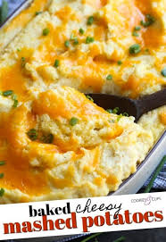 Cheesy Baked Mashed Potatoes Are The Ultimate Side Dish This Mashed Potato Recipe Wi In 2020 Baked Mashed Potatoes Cheesy Baked Mashed Potatoes Cheesy Mashed Potatoes