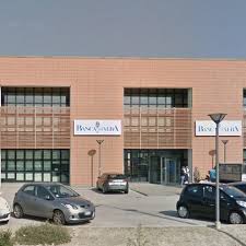 Possiede 73 filiali in 290 comuni del piemonte e della liguria; Recensioni Su Banca D Alba Filiale Di Asti Corso Alessandria A Asti Asti