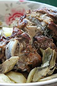 Ecco la ricetta per cucinare questo piatto tradizionale della cucina romana. Agnello Al Forno Per Pasqua Con Carciofi E Patate Ricette Pasti Italiani Ricette Di Cucina