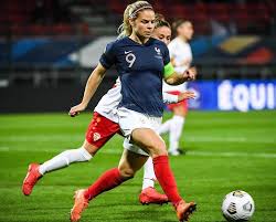 Voir le deuxième but de benzema en vidéo. France Suisse Match Amical Feminin En Direct Et En Clair Ce Samedi Sur W9 Sport Tv