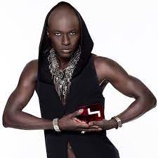 Papis loveday (born 3 january 1977) is a senegalese model and fashion entrepreneur. Austria S Next Topmodel 7 Papis Puls4 Com