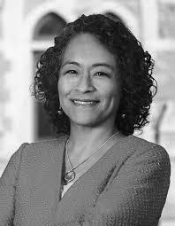 Jennifer Golightly's Instagram, Twitter & Facebook