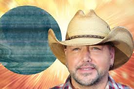 PICS: Jason Aldean Is Growing His Hair Out! See His New Look