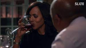 Popey olivia zum kleinen preis hier bestellen. Scandal Is Over But Olivia Pope Will Always Have Giant Glasses Of Wine Youtube