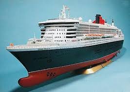 Revell Germany 1 400 Queen Mary 2 05223 Cruise Ship Models Model Ships Model Boats