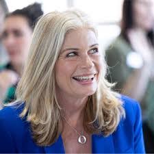 Yvette Briggs's Instagram, Twitter & Facebook